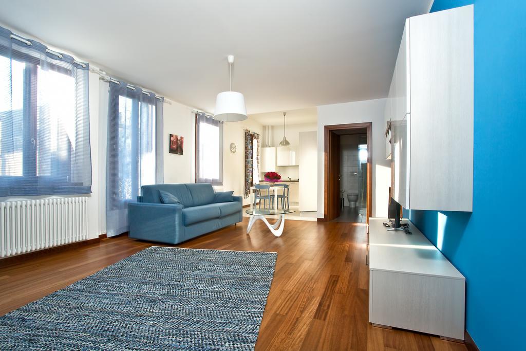 Good Wine Apartments Венеция Номер фото