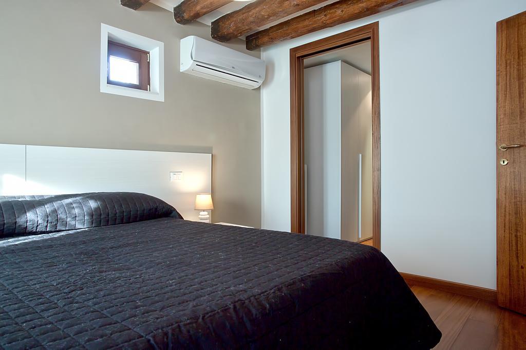 Good Wine Apartments Венеция Номер фото