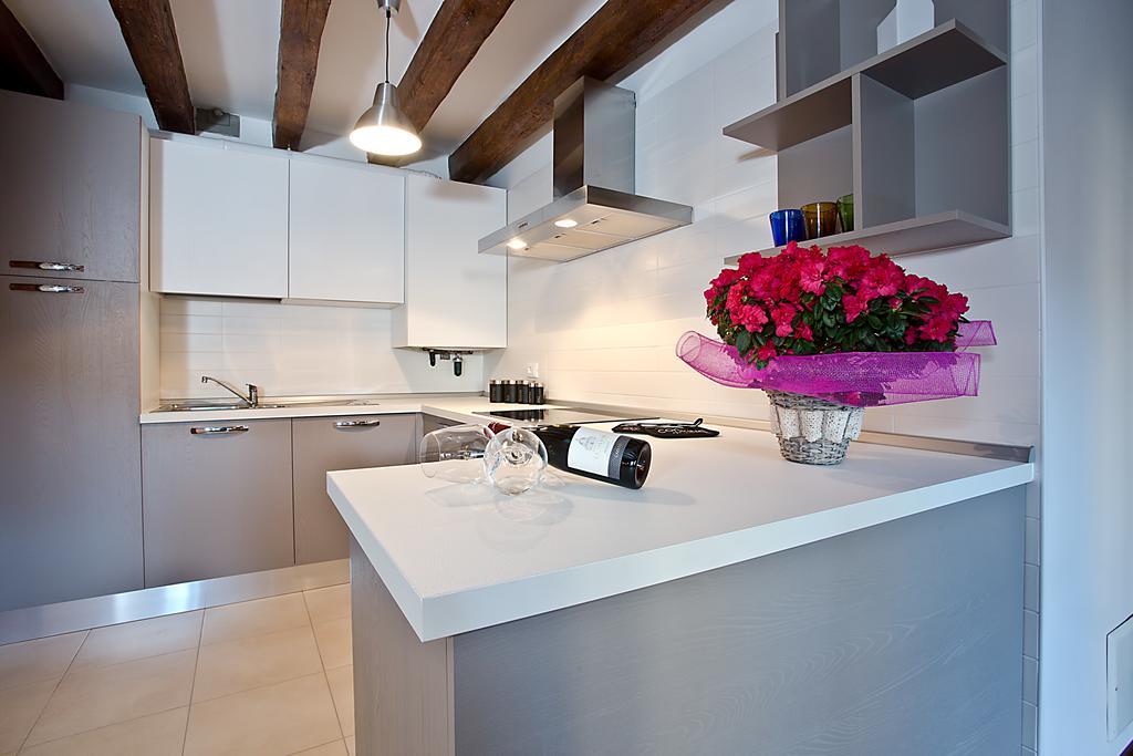 Good Wine Apartments Венеция Номер фото