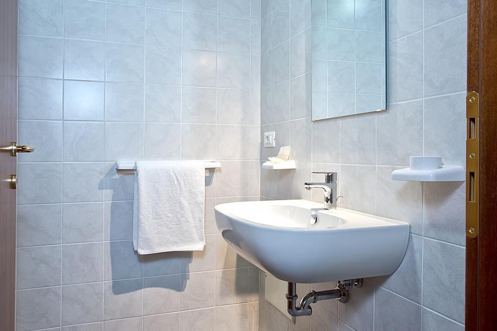 Good Wine Apartments Венеция Номер фото