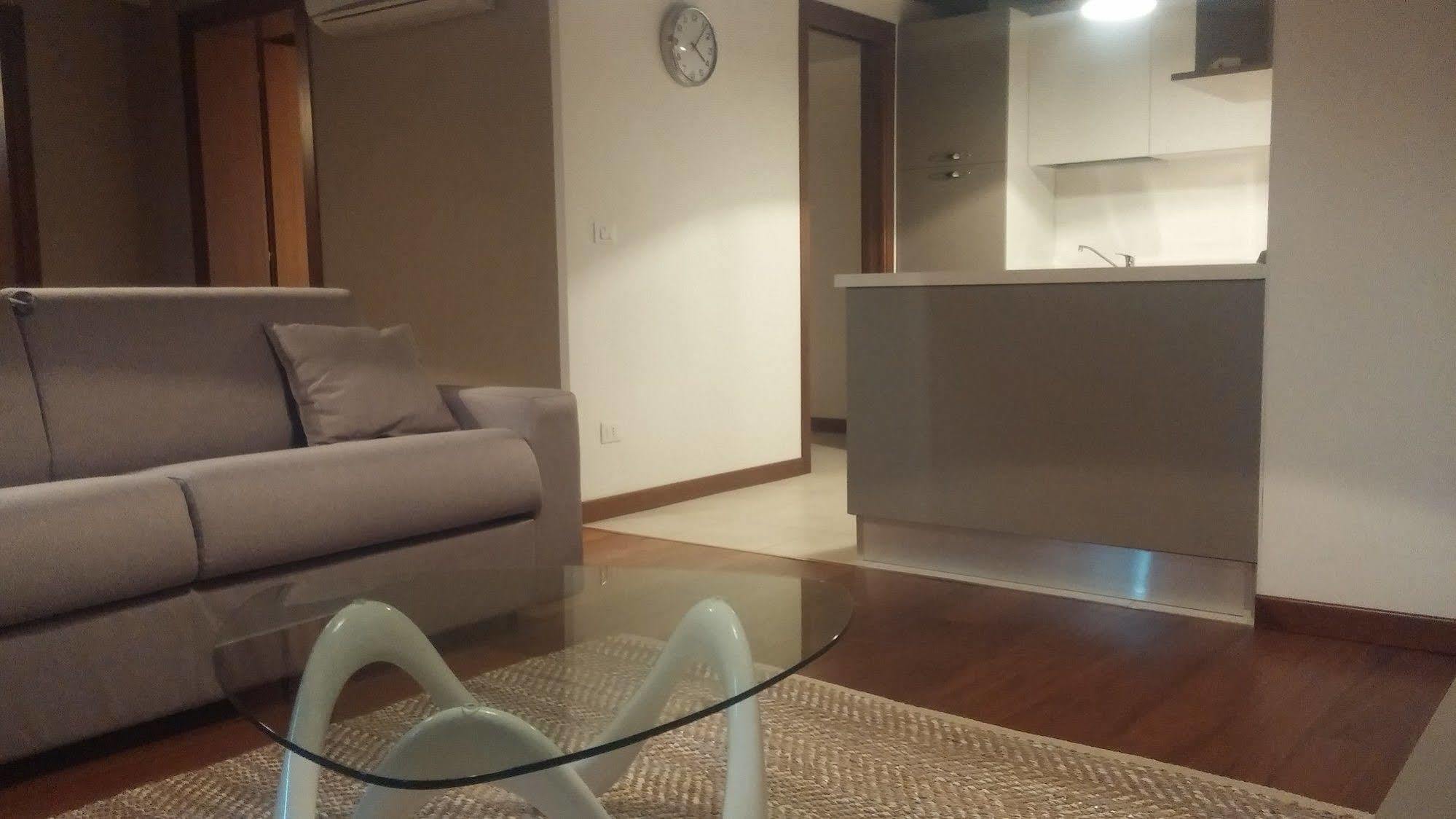 Good Wine Apartments Венеция Экстерьер фото