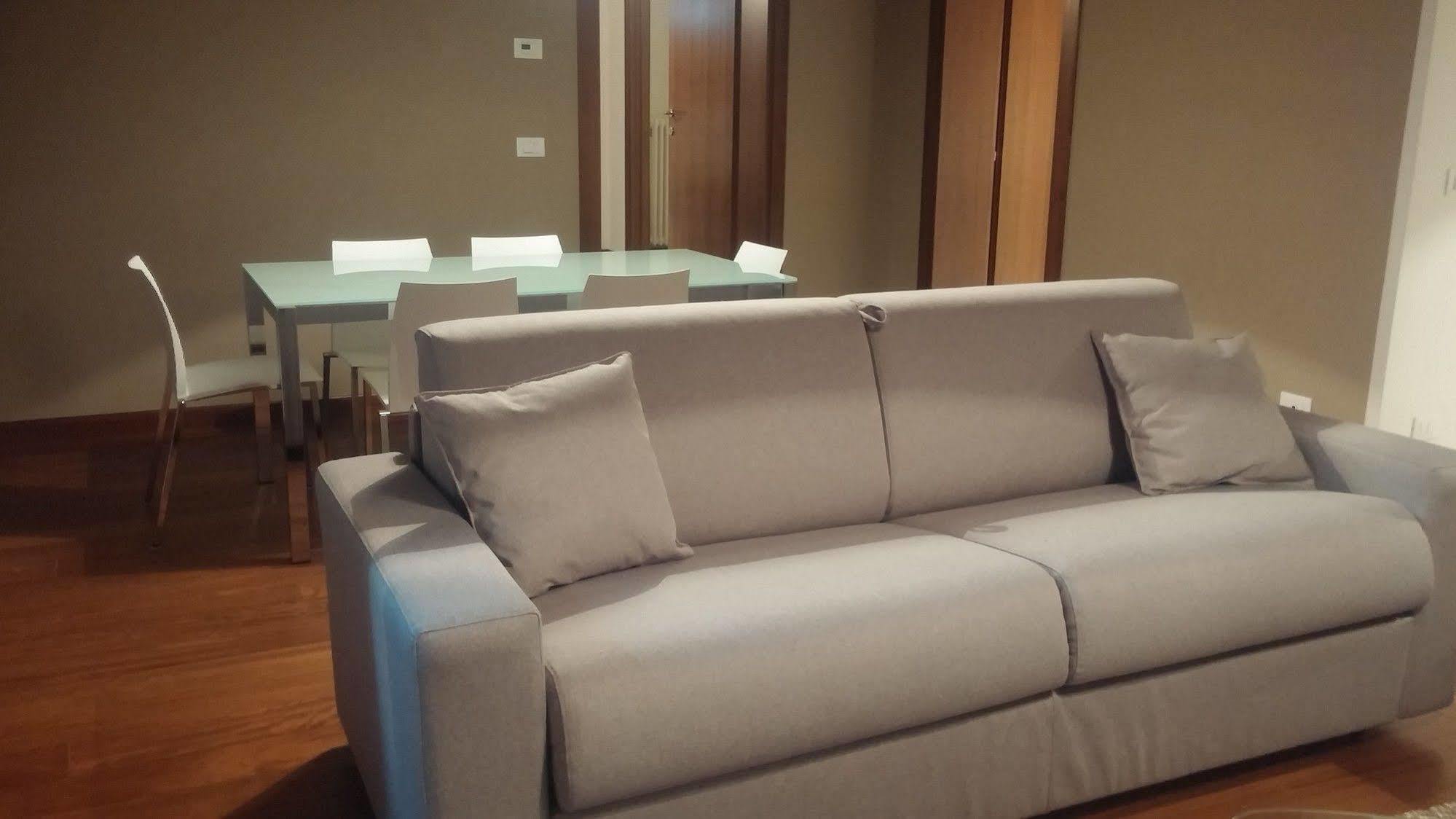 Good Wine Apartments Венеция Экстерьер фото