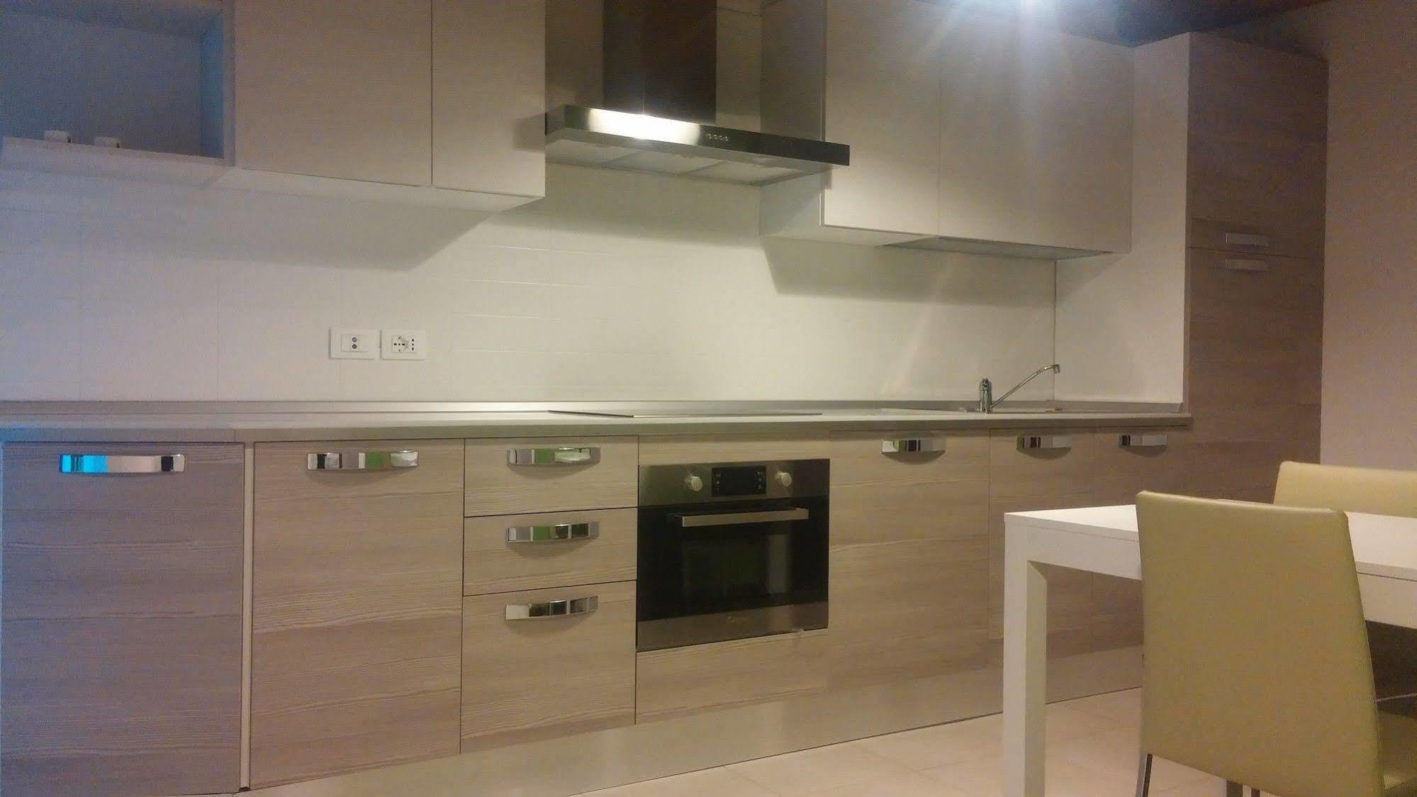 Good Wine Apartments Венеция Экстерьер фото